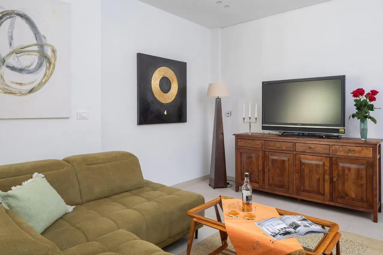 Luxury Villa Cippico Xxii With Pool Kastela Croatia