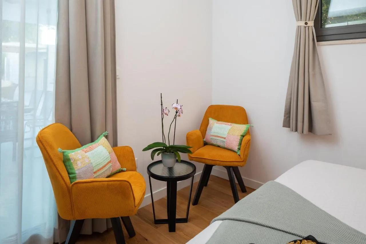 Luxury Villa Cippico Xxii With Pool Kastela