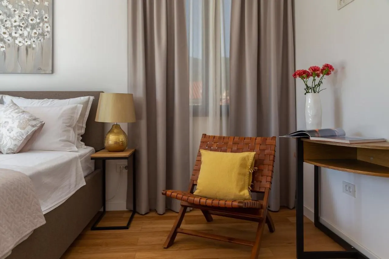 Luxury Villa Cippico Xxii With Pool Kastela