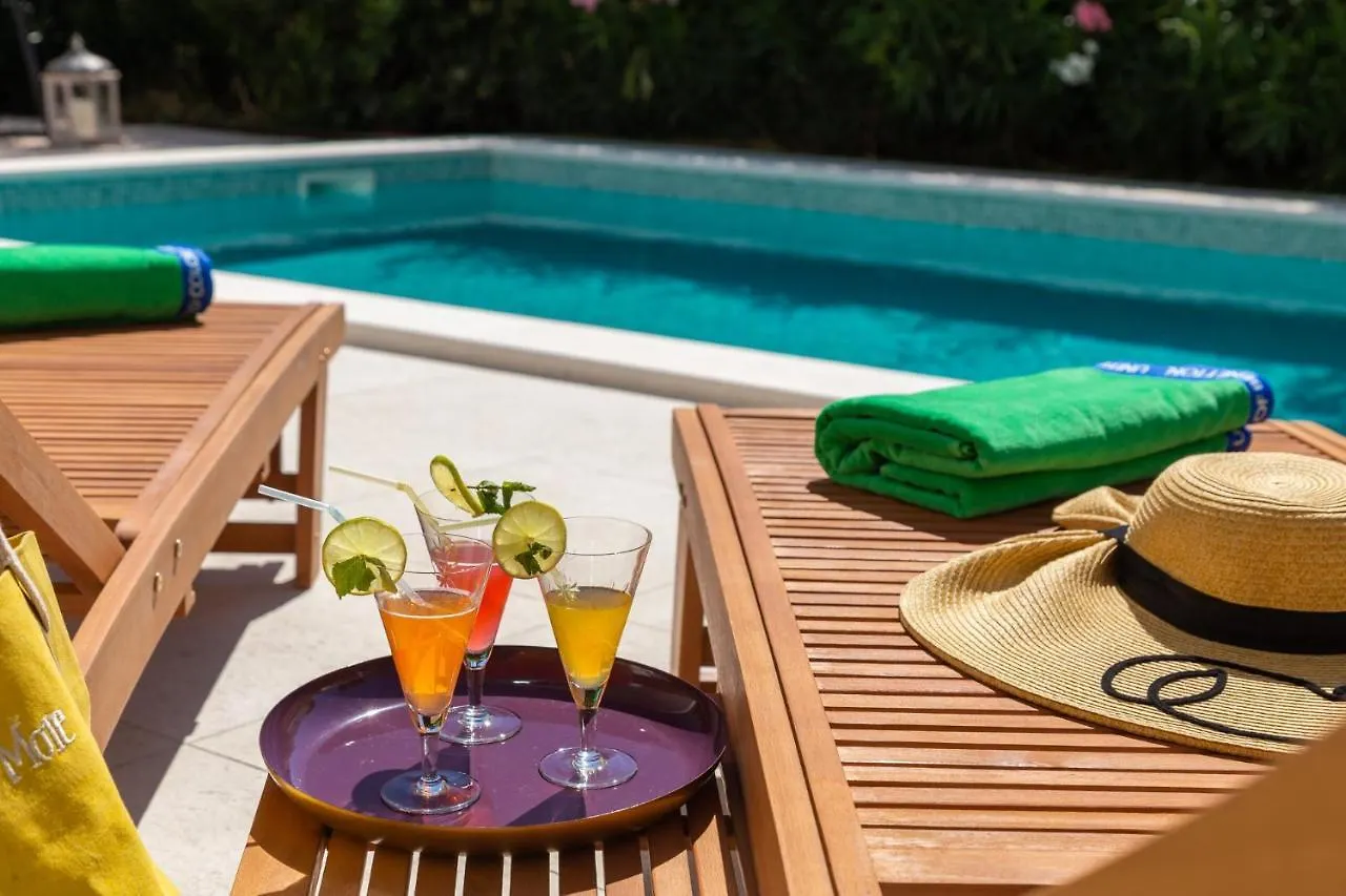 Luxury Villa Cippico Xxii With Pool Kastela 0*,